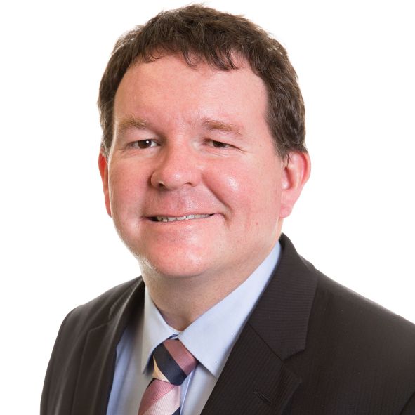 Stuart Le Cornu-Head shot-Small-JUL 2016 v2.jpg